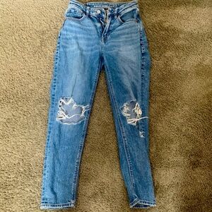 American eagle jeans! Barely used, not torn and looks brand new.